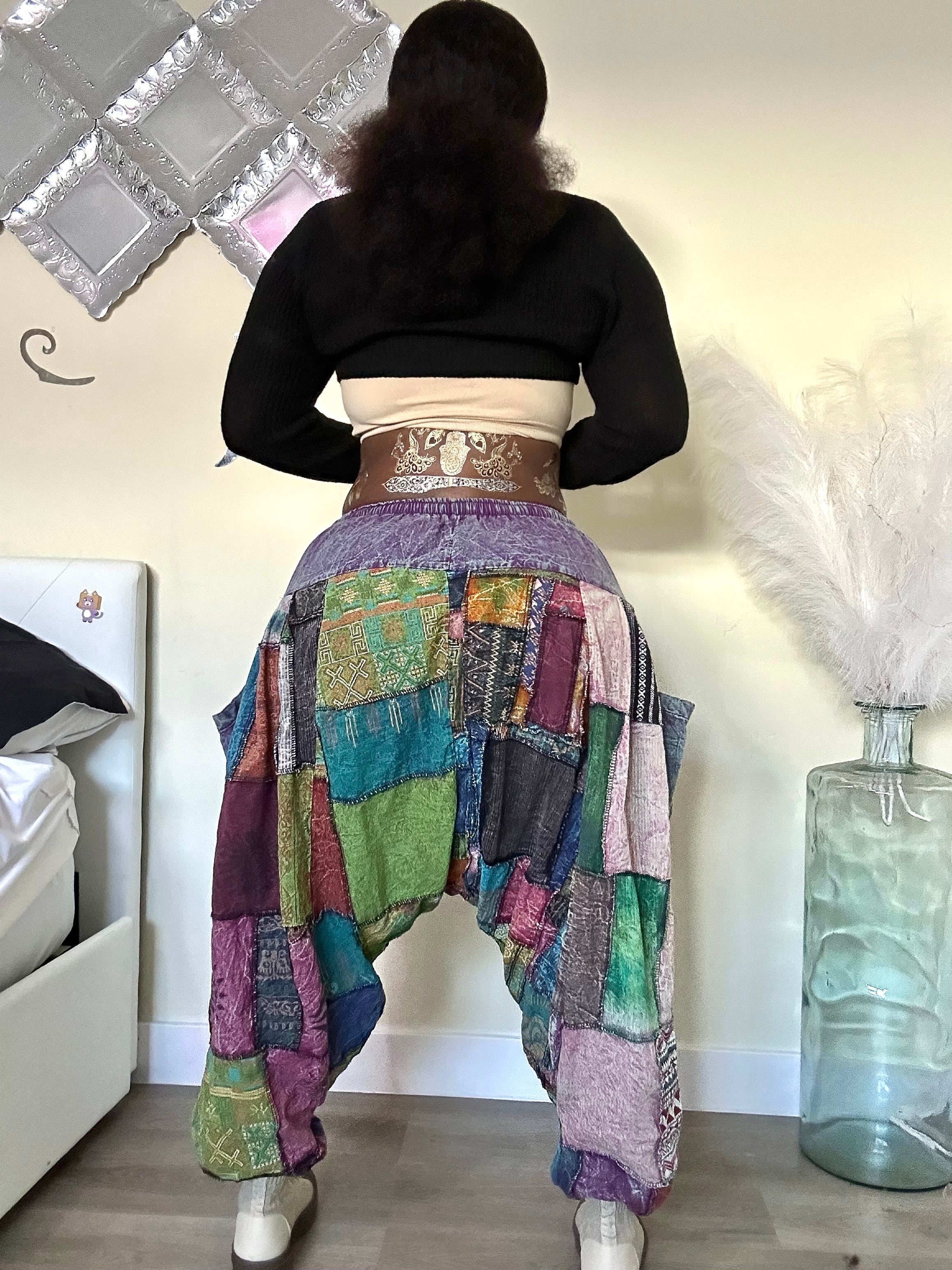 Comfy Unisex Harem Pants And 10 Stylish Ways to Wear Them